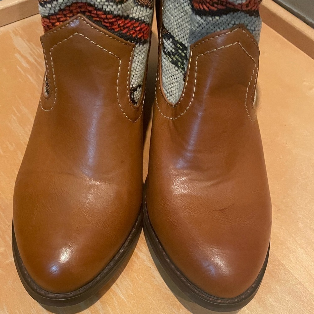 Wanted Women’s Western Kilim Boots Size 10 – Tan Faux Leather & Woven - Picture 8 of 11